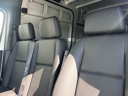 New 2025 Mercedes-Benz Sprinter 2500 image 19