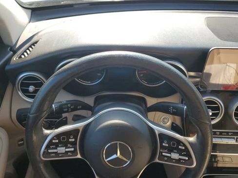 Used 2021 Mercedes-Benz GLC 300 image 21