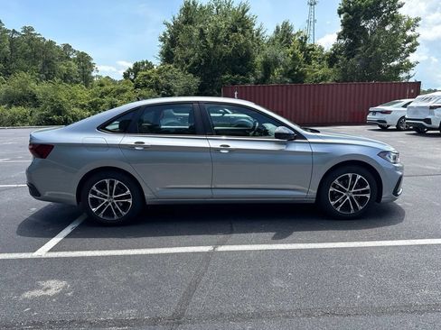 Used 2025 Volkswagen Jetta Sport FWD image 6