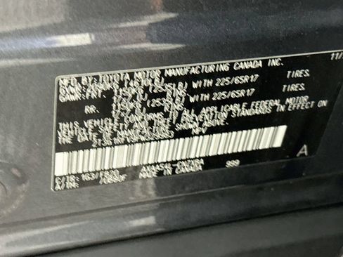 Certified 2023 Toyota RAV4 LE AWD/4WD image 34