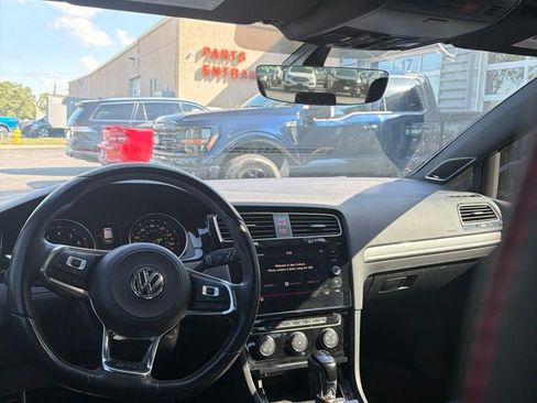 Used 2019 Volkswagen GTI SE w/ SE Experience Package FWD image 9