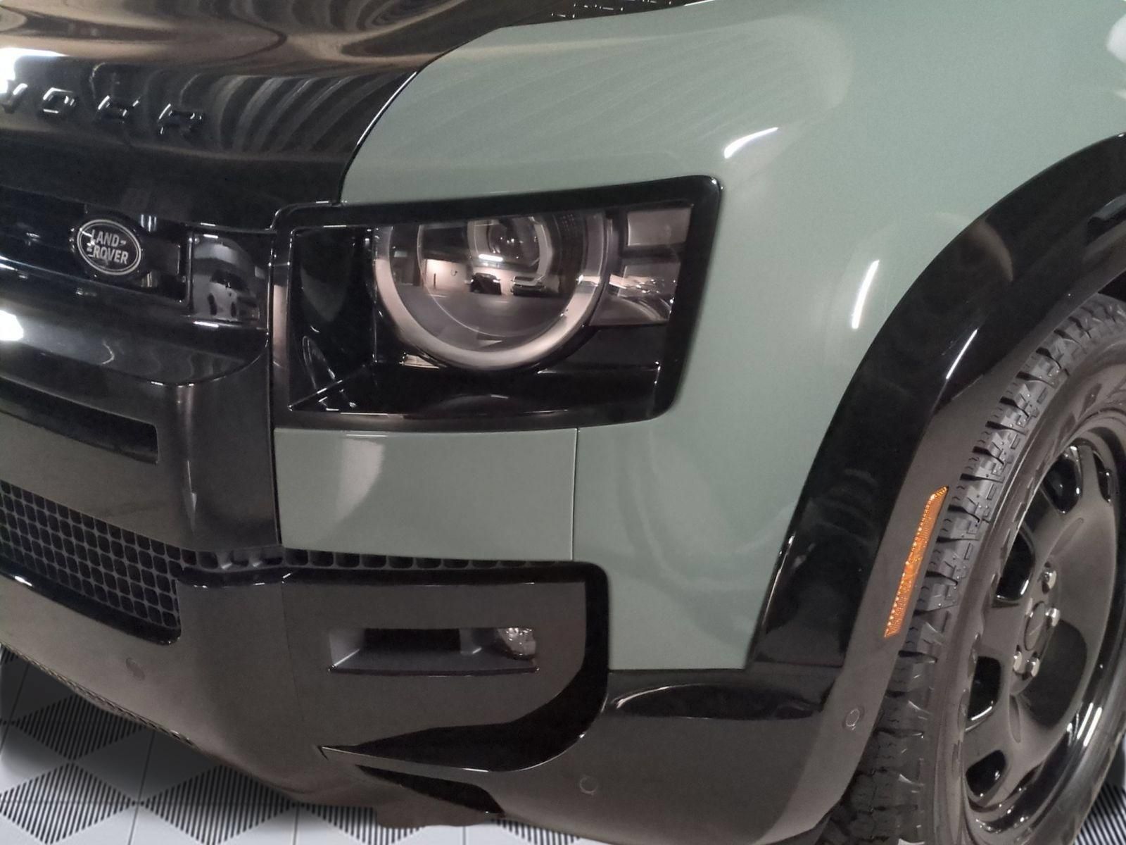 New 2026 Land Rover Defender 110 Trophy Edition AWD/4WD image 10