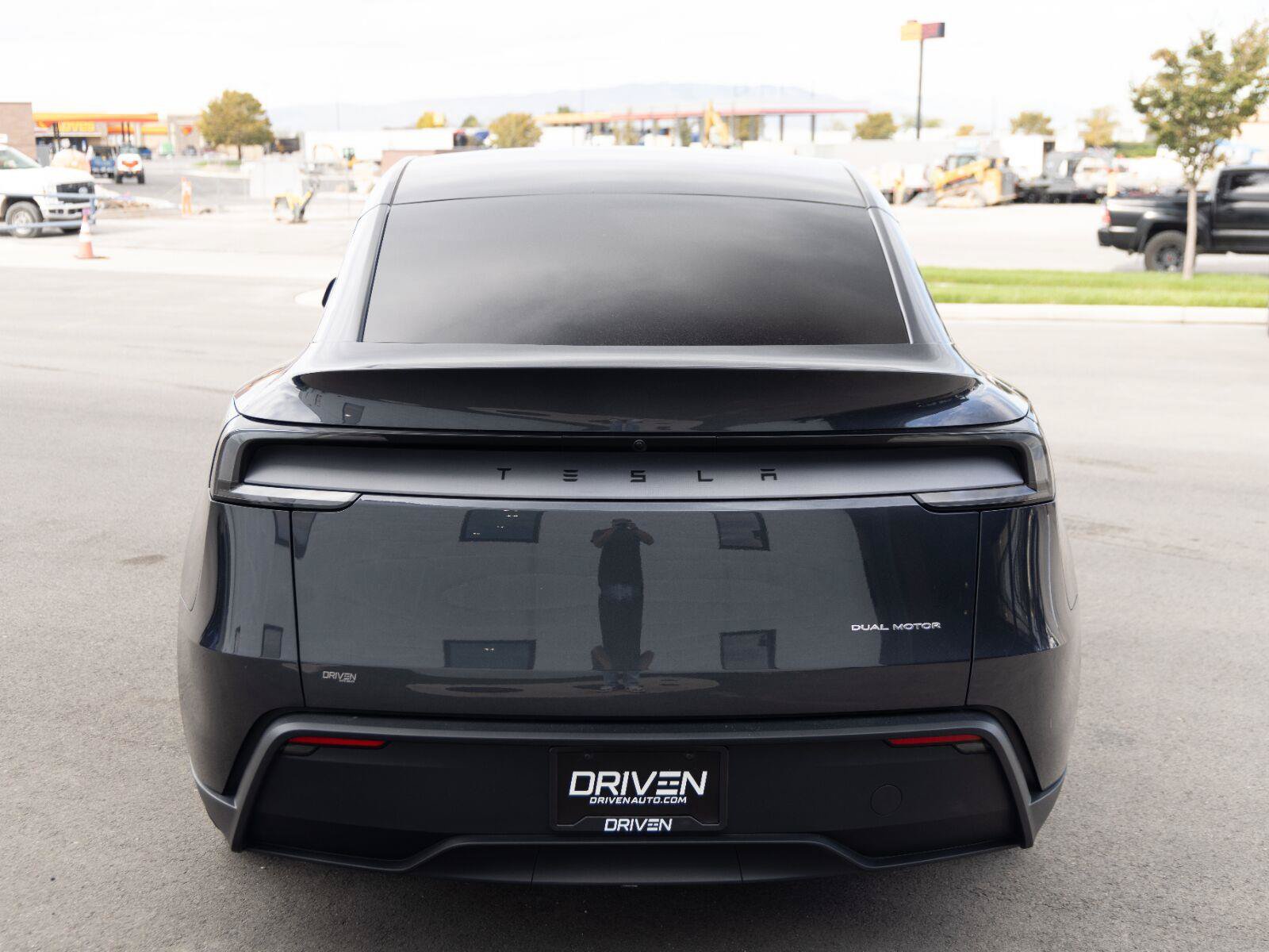 Used 2026 Tesla Model Y Long Range AWD/4WD image 9