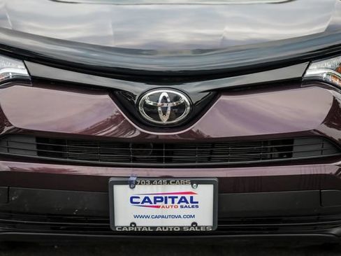 Used 2018 Toyota RAV4 LE w/ All Weather Liner Package AWD/4WD image 9