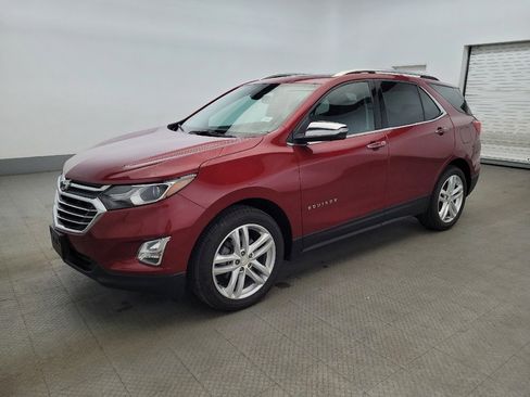 Used 2020 Chevrolet Equinox Premier image 2