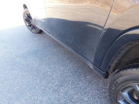 Used 2024 Jeep Grand Wagoneer L Series II w/ Quick Order Packagew 28T image 11