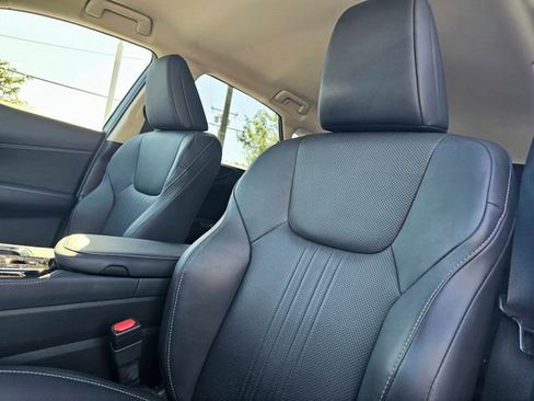 Used 2024 Lexus NX 250 FWD w/ Towing Package (2000 Lbs) image 21