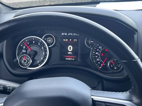 Used 2020 RAM 1500 Big Horn AWD/4WD image 25
