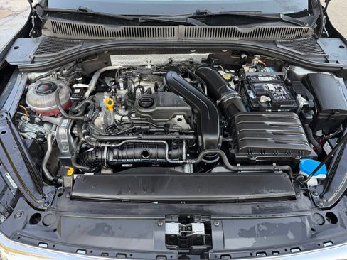 Used 2024 Volkswagen Jetta SE FWD image 35