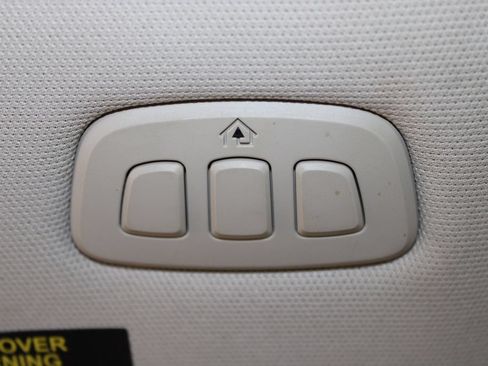 Used 2021 Lincoln Corsair AWD w/ Premium Package image 34