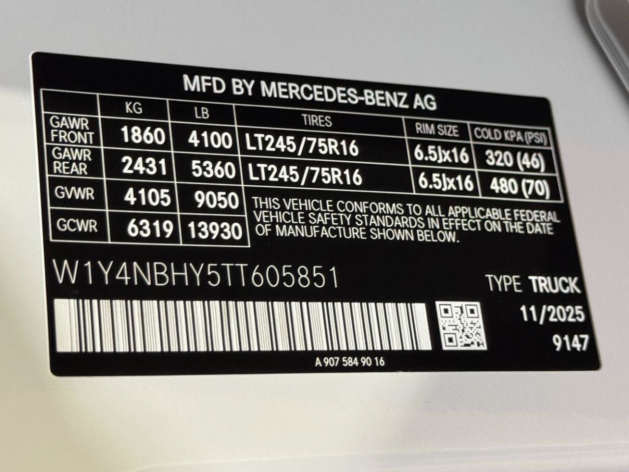 Used 2026 Mercedes-Benz Sprinter 2500 image 41