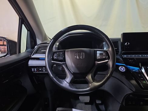 Certified 2025 Honda Odyssey Elite image 11