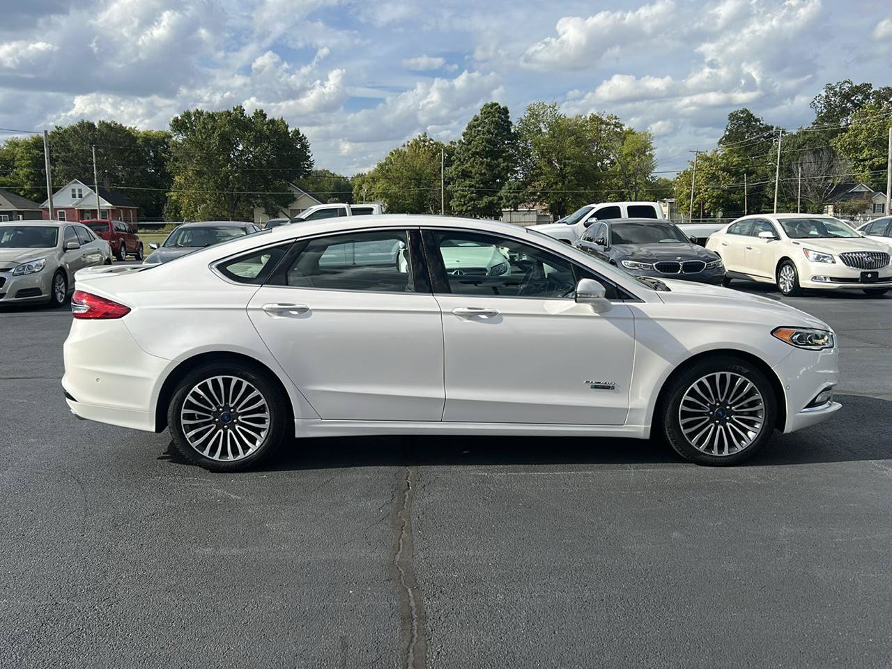 Used 2018 Ford Fusion Energi Platinum FWD image 4
