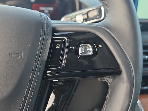 New 2025 Lincoln Aviator Black Label image 25