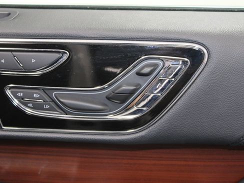 Used 2023 Lincoln Navigator Reserve image 31