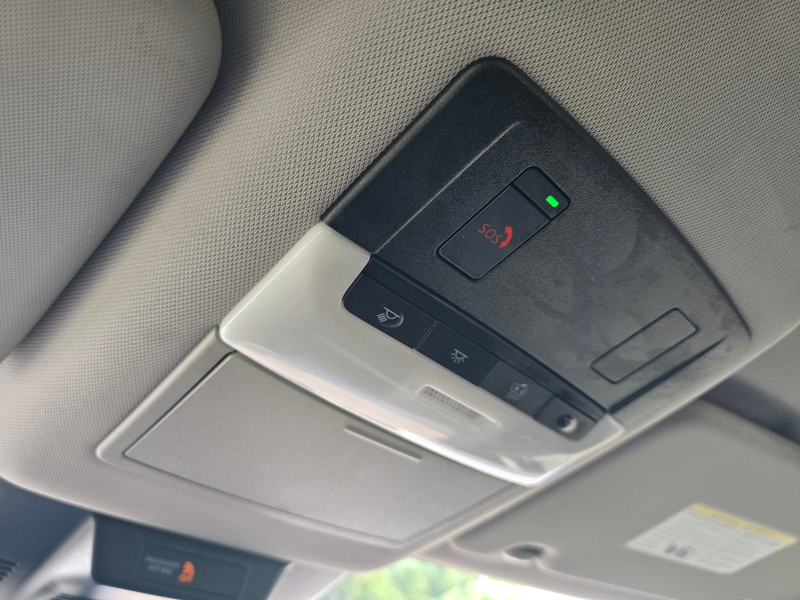Used 2022 Nissan Rogue SV FWD image 23