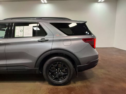 Used 2023 Ford Explorer Timberline w/ Timberline Technology Package AWD/4WD image 35