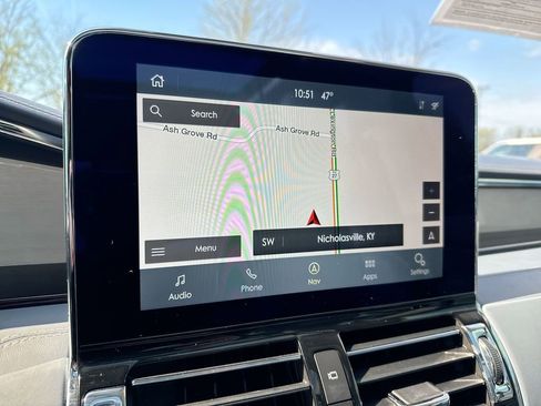 Used 2020 Lincoln Navigator L Black Label w/ Cargo Convenience Package image 15