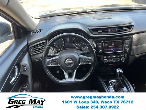 Used 2018 Nissan Rogue SL FWD image 20