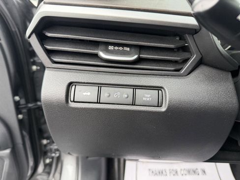 Used 2025 Nissan Altima 2.5 SV FWD image 19