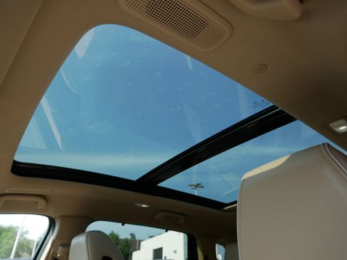 Used 2025 Acura MDX SH-AWD w/ Advance Package image 33