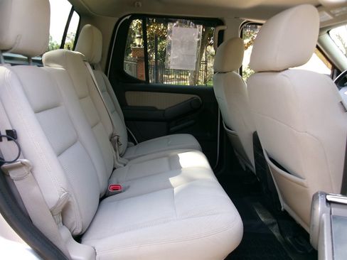 Used 2008 Ford Explorer Sport Trac XLT image 23
