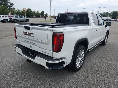 Used 2019 GMC Sierra 1500 Denali w/ Denali Ultimate Package AWD/4WD image 3