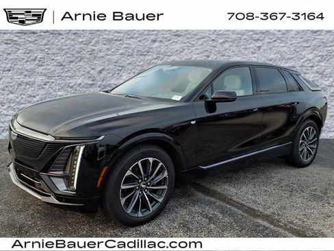 New 2025 Cadillac Lyriq Sport image 11