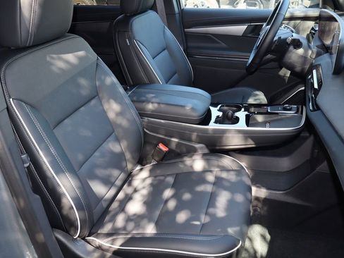 New 2025 Buick Enclave Preferred FWD image 26