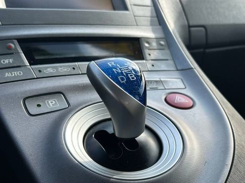 Used 2015 Toyota Prius Two image 40