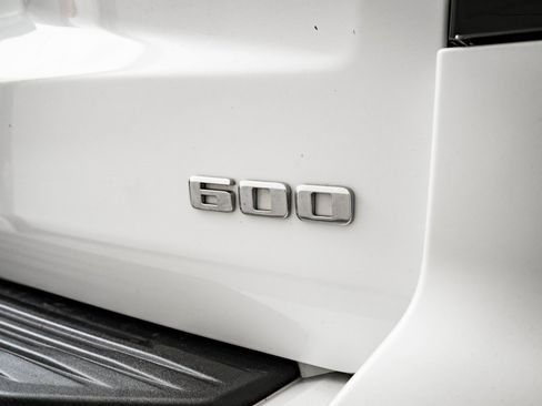 Used 2023 Cadillac Escalade Premium Luxury Platinum image 20