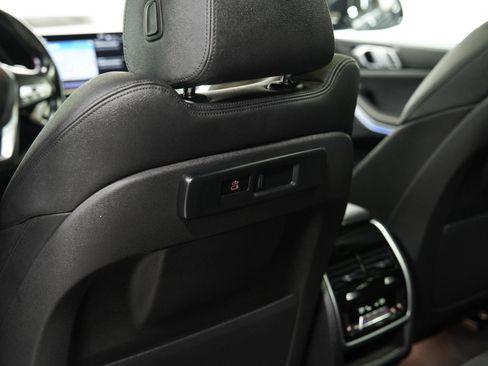 Used 2019 BMW X5 xDrive40i w/ Premium Package 2 image 27