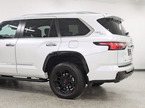 Used 2025 Toyota Sequoia 1794 Edition w/ TRD Off-Road Package AWD/4WD image 9