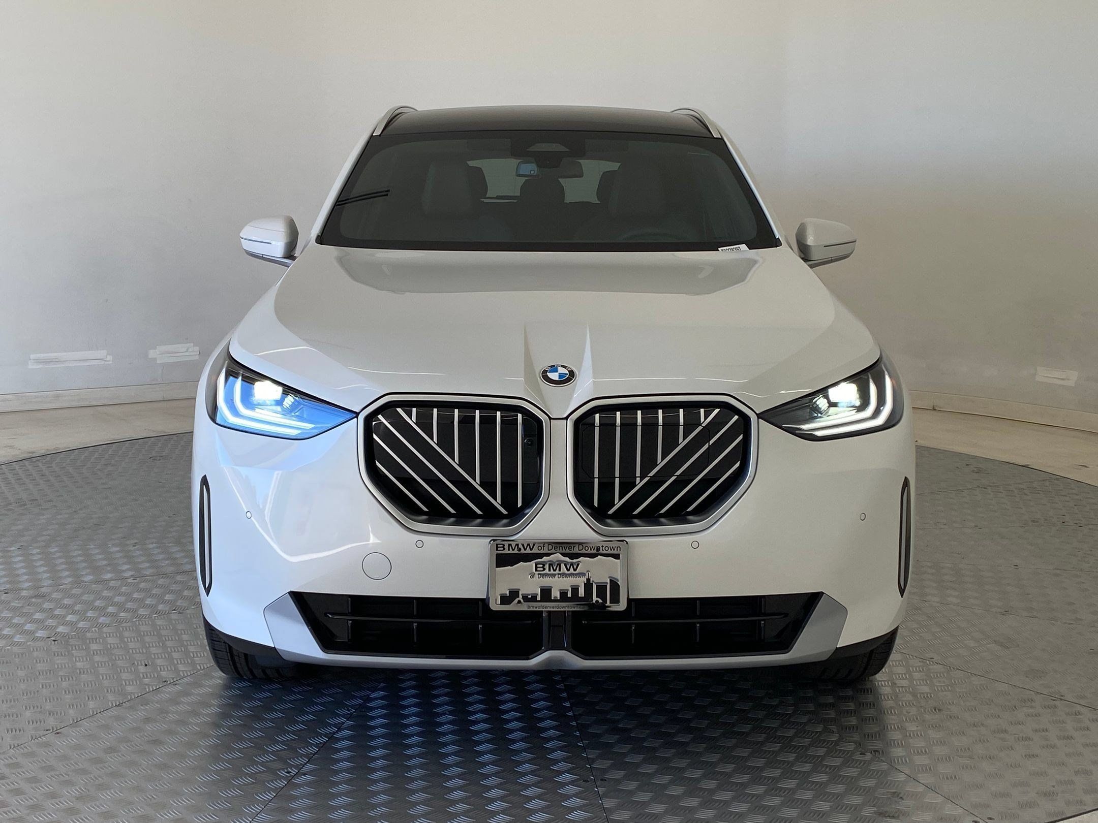 Used 2026 BMW X3 xDrive30i w/ Premium Package AWD/4WD image 5
