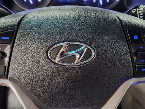 Used 2019 Hyundai Tucson Value FWD image 48