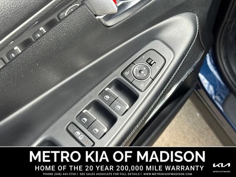 Used 2023 Hyundai Santa Fe SEL w/ Premium Package AWD/4WD image 12