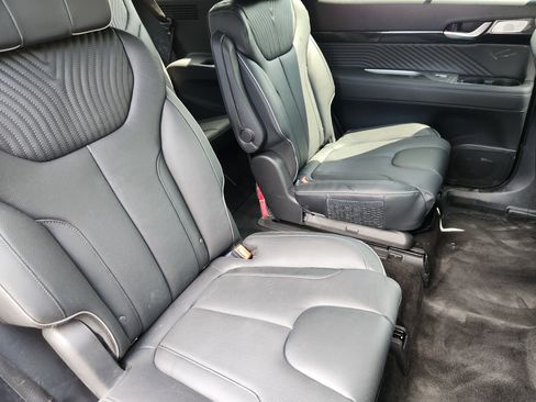 Certified 2025 Hyundai Palisade Calligraphy image 18