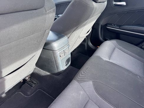 Used 2022 Dodge Charger SXT RWD image 14