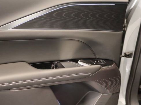 New 2026 Cadillac Lyriq Luxury image 25