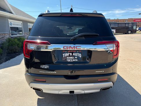 Used 2023 GMC Acadia SLE w/ Trailering Package AWD/4WD image 4