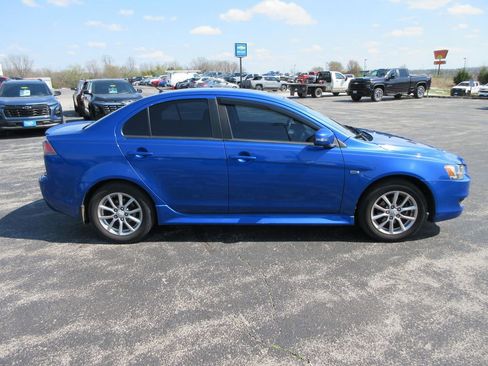 Used 2015 Mitsubishi Lancer ES image 6