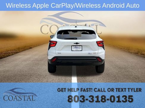 Used 2026 Chevrolet Trax RS w/ Sunroof Package FWD image 15
