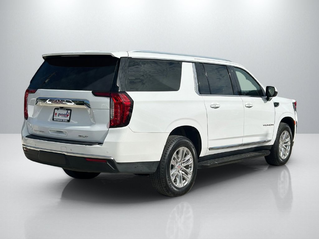 Used 2023 GMC Yukon XL SLT AWD/4WD image 5