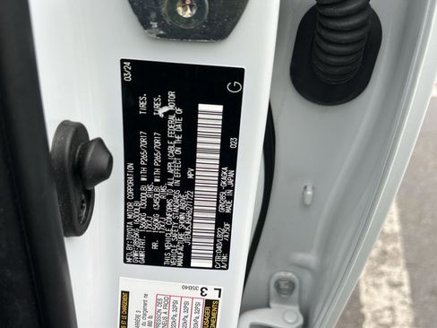 Used 2024 Toyota 4Runner SR5 Premium image 32