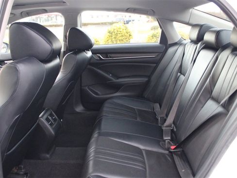 Used 2018 Honda Accord EX-L image 12