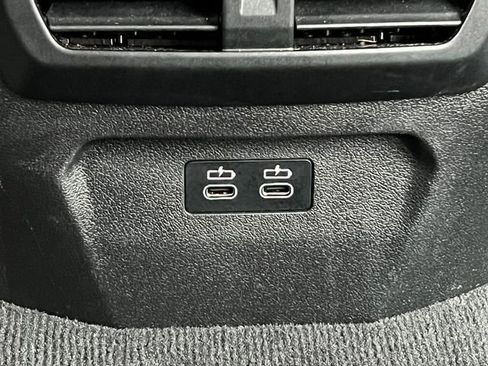 Used 2025 BMW 228i xDrive AWD/4WD image 32
