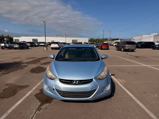 Used 2011 Hyundai Elantra Limited FWD video 1