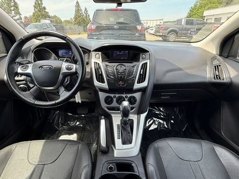 Used 2013 Ford Focus SE image 3
