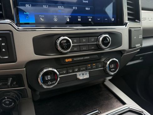 Used 2022 Ford F250 Lariat w/ Tremor Off-Road Package AWD/4WD image 28