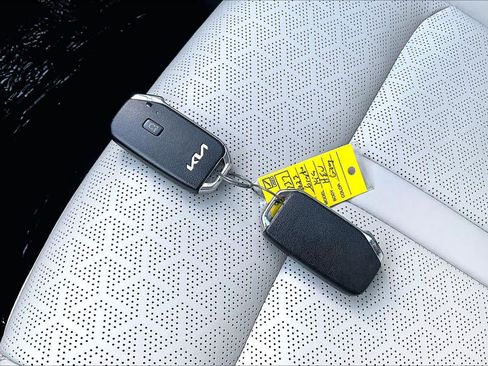 Used 2023 Kia Sorento EX FWD image 14